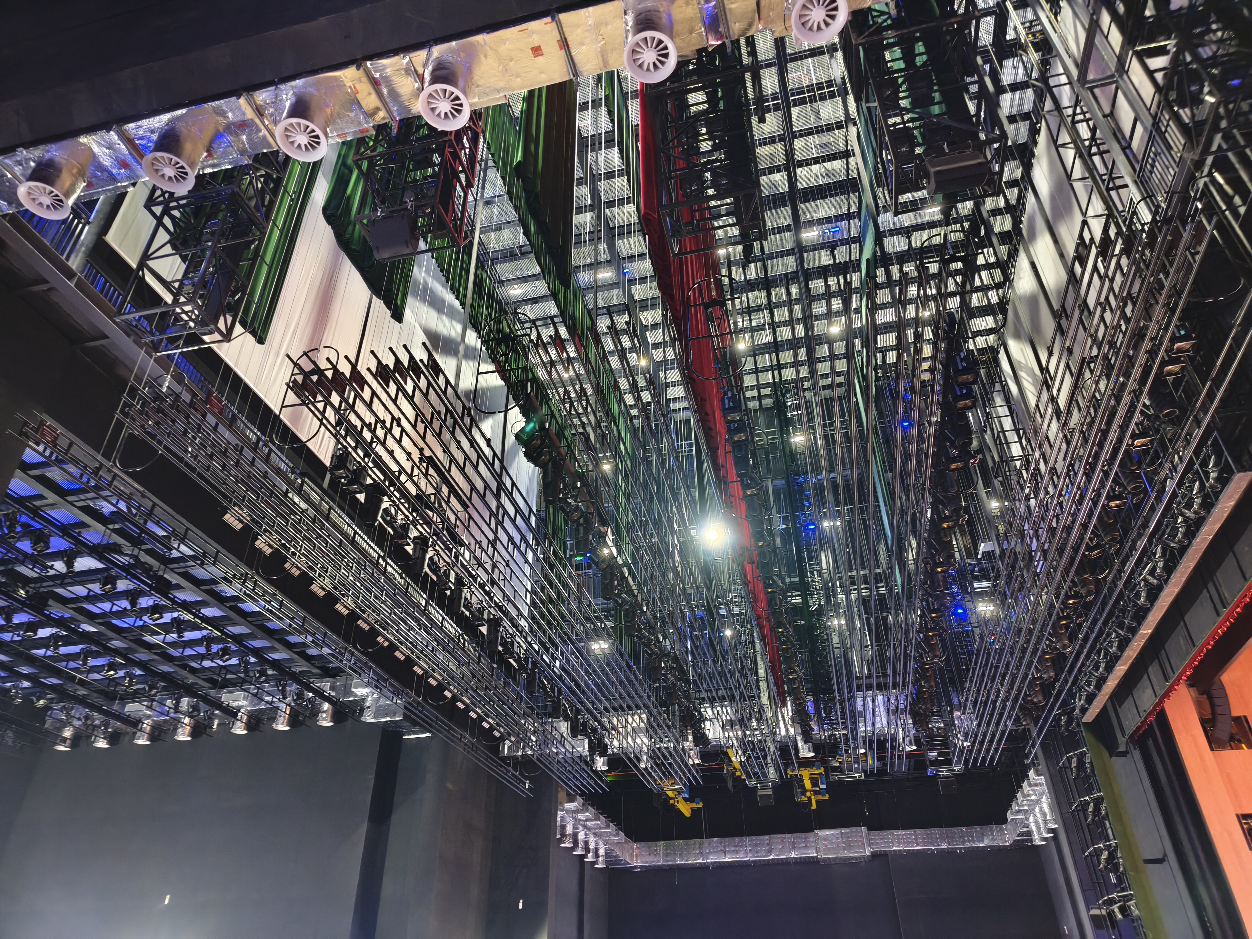 hong-kong-chinese-university-auditorium-lighting-project (19).jpeg